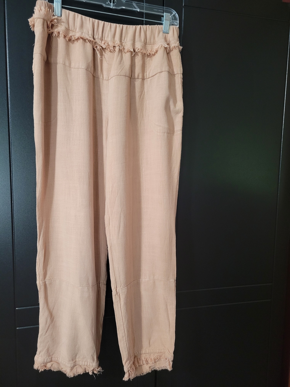Frayed-Hem Wide Leg Boho Medium Pants in Blush